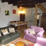 Domaine De La Jordanne - Penzion Saint-Cirgues-de-Jordanne