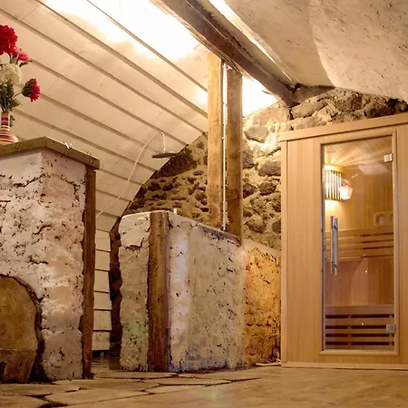 Domaine De La Jordanne - *