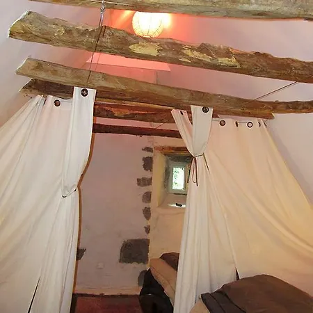 Maison d'hôtes Domaine De La Jordanne - *