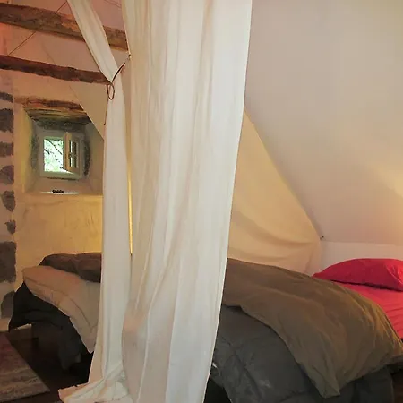 Domaine De La Jordanne - Гостевой дом Saint-Cirgues-de-Jordanne