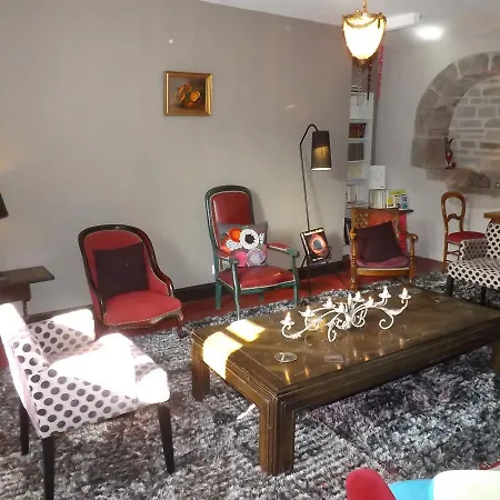 Domaine De La Jordanne - * Saint-Cirgues-de-Jordanne