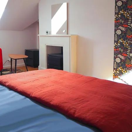 Konukevi Domaine De La Jordanne - *